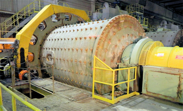 Canadian Allis Chalmers 12'6" X 15' Ball Mill, 1500 Hp)